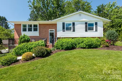 11 Summit Drive, Arden, NC 28704 - Photo 1