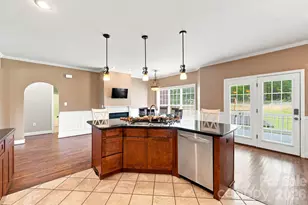 1134 Oakwood Dr, Chester, SC 29706 - Photo 7
