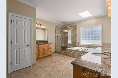 8801 Man Of War Drive, Waxhaw, NC 28173 - Photo 15