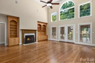 8801 Man Of War Dr, Waxhaw, NC 28173 - Photo 3