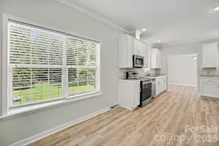 303 Hardin Cir, Grover, NC 28073 - Photo 13