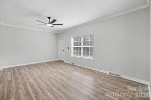 303 Hardin Cir, Grover, NC 28073 - Photo 5