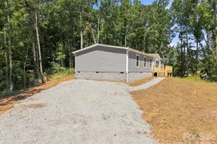 93 Foxcroft Ln, Flat Rock, NC 28792 - Photo 7