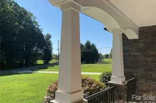 135 Blossom Hill Rd, Lincolnton, NC 28092 - Photo 5