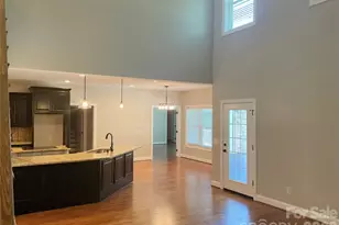 135 Blossom Hill Rd, Lincolnton, NC 28092 - Photo 9