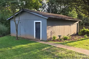 123 Robinette Ln, Statesville, NC 28625 - Photo 5