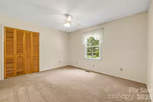 11 E Ridgeway Dr, Weaverville, NC 28787 - Photo 19