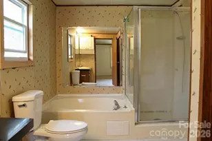 24 Karis Ln, Clyde, NC 28721 - Photo 11