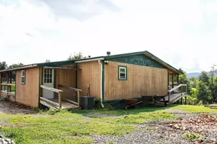 24 Karis Ln, Clyde, NC 28721 - Photo 3