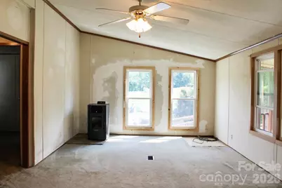 24 Karis Lane, Clyde, NC 28721 - Photo 7
