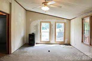 24 Karis Ln, Clyde, NC 28721 - Photo 7
