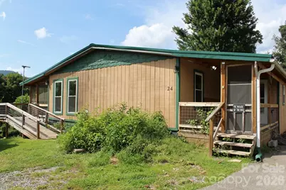 24 Karis Lane, Clyde, NC 28721 - Photo 1
