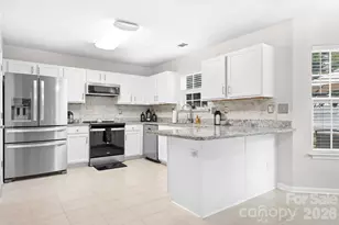 19300 Kanawha Dr, Cornelius, NC 28031 - Photo 9
