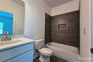 1121 Cleveland Ave, Gastonia, NC 28052 - Photo 11