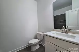 1121 Cleveland Ave, Gastonia, NC 28052 - Photo 17