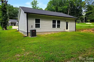 1121 Cleveland Ave, Gastonia, NC 28052 - Photo 25