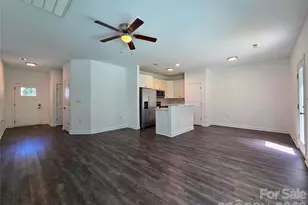 1121 Cleveland Ave, Gastonia, NC 28052 - Photo 3