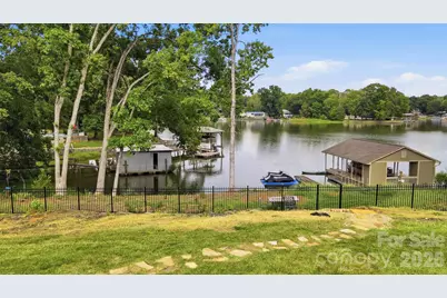 1920 Marlin Drive, Lake Wylie, SC 29710 - Photo 7