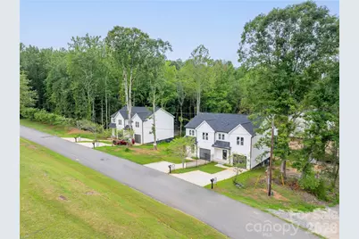 2959 Hughey Drive, Newton, NC 28658 - Photo 1
