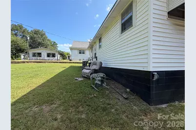 77 Franklin Street, Wadesboro, NC 28170 - Photo 5