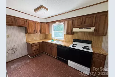 3695 Commanche Court, Lenoir, NC 28645 - Photo 5