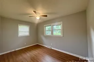 109 Holly Dr, Mount Holly, NC 28120 - Photo 17