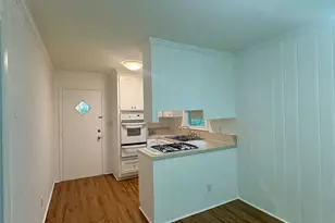 109 Holly Dr, Mount Holly, NC 28120 - Photo 9