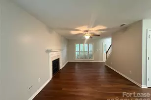 5517 Brook Falls Ct, Charlotte, NC 28269 - Photo 9