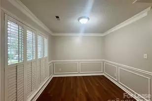 5517 Brook Falls Ct, Charlotte, NC 28269 - Photo 21