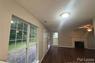 5517 Brook Falls Ct, Charlotte, NC 28269 - Photo 15