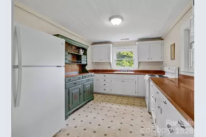292 Fowler Road, Mill Spring, NC 28756 - Photo 7