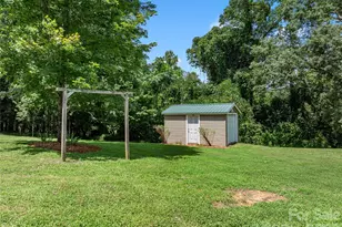 292 Fowler Rd, Mill Spring, NC 28756 - Photo 23