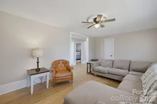 2197 Blackberry Rd, Thomasville, NC 27360 - Photo 11