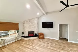 6836 Pin Oak Ct, Charlotte, NC 28226 - Photo 9