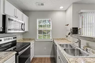12331 Bluestem Ln, Charlotte, NC 28277 - Photo 11