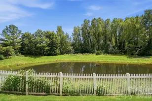 2311 Crosscut Dr, Charlotte, NC 28214 - Photo 37