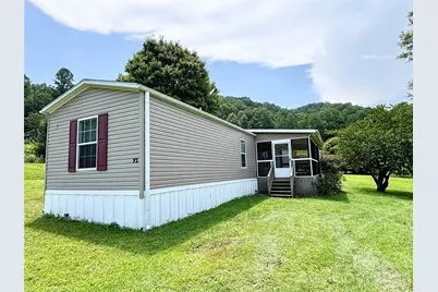 72 S Greenleaf Road, Hendersonville, NC 28739 - Photo 1