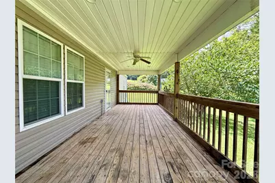 72 S Greenleaf Road, Hendersonville, NC 28739 - Photo 3