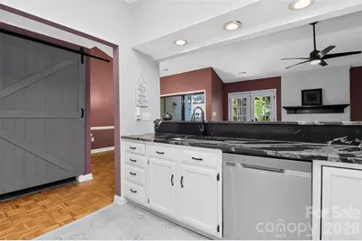 4015 Thistledown Court, Charlotte, NC 28269 - Photo 9