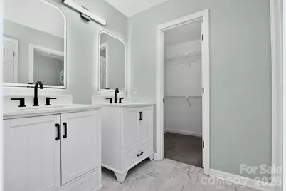 4015 Thistledown Court, Charlotte, NC 28269 - Photo 5