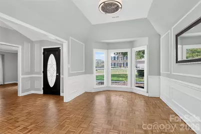 4015 Thistledown Court, Charlotte, NC 28269 - Photo 11