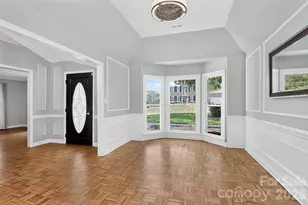4015 Thistledown Ct, Charlotte, NC 28269 - Photo 11