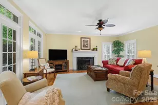 8724 Suninghurst Ln, Charlotte, NC 28277 - Photo 9