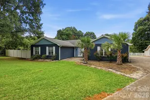 14010 Mareshead Ln, Matthews, NC 28105 - Photo 3