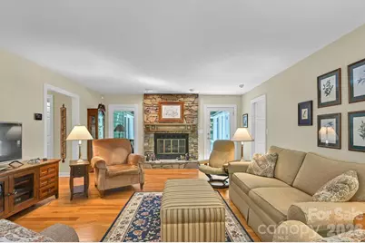 3 Rodney Court, Flat Rock, NC 28731 - Photo 7
