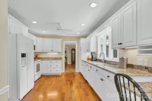 3 Rodney Ct, Flat Rock, NC 28731 - Photo 21