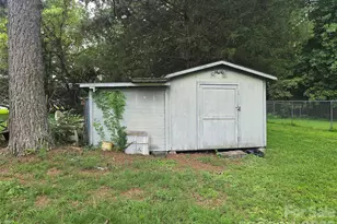 613 Staley St, Troy, NC 27371 - Photo 7