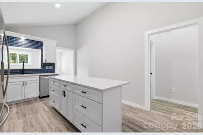 240 E Court Street, Rutherfordton, NC 28139 - Photo 7