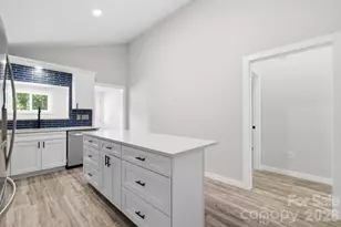 240 E Court St, Rutherfordton, NC 28139 - Photo 7