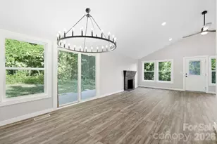 240 E Court St, Rutherfordton, NC 28139 - Photo 9
